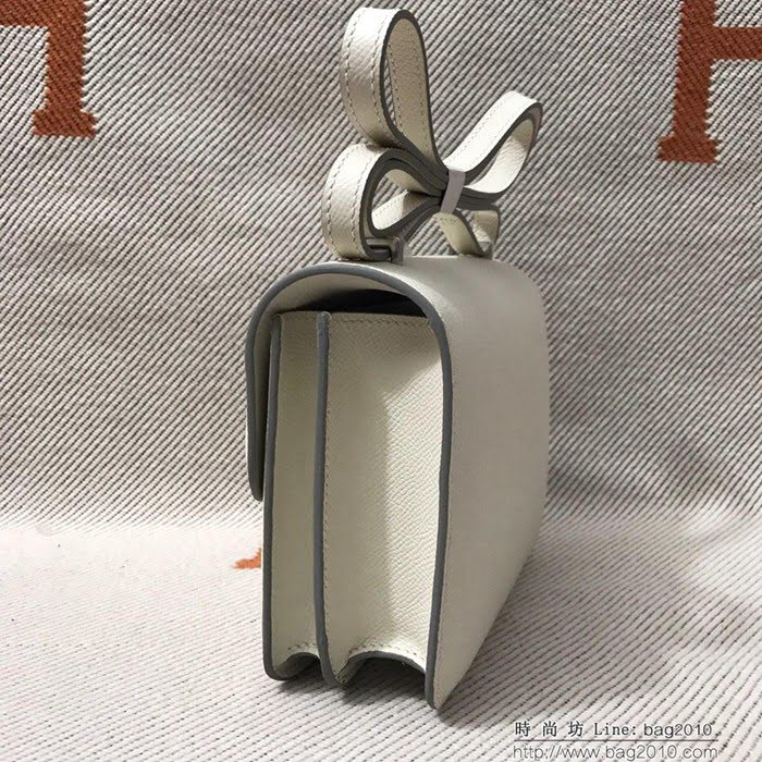 HERMES愛馬仕 H空姐包 進口原廠EP皮 頂級蜜蠟製作 街拍必備單品 奶昔白金銀 單肩斜挎包  Ama1575